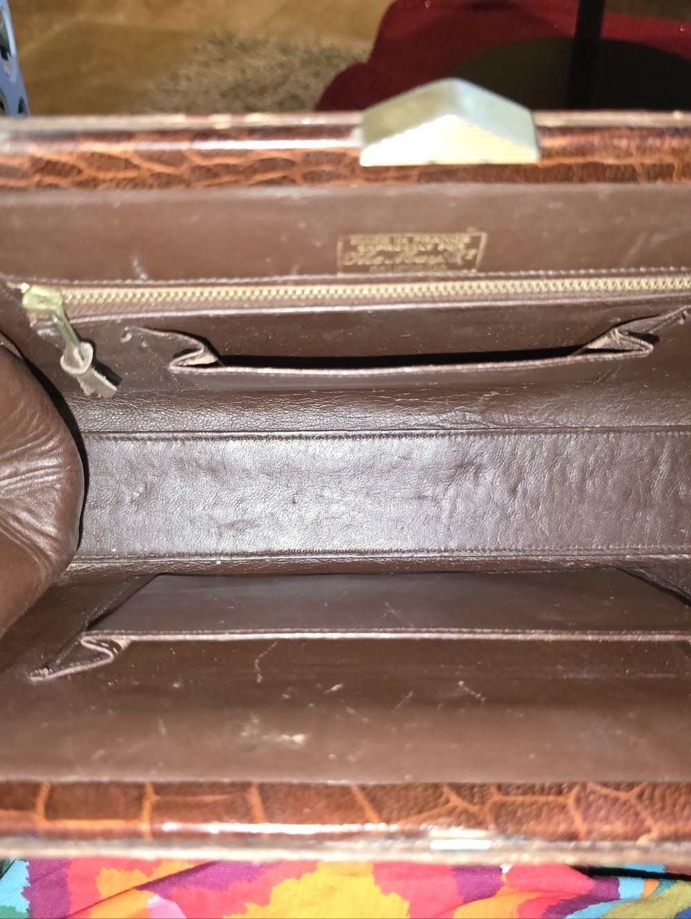 VINTAGE Classic Croc-Embossed Top-Handle Bag in Dark Brown EUC - Picture 9 of 13